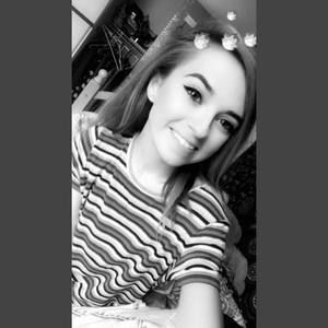 Meet your Posher, Becky